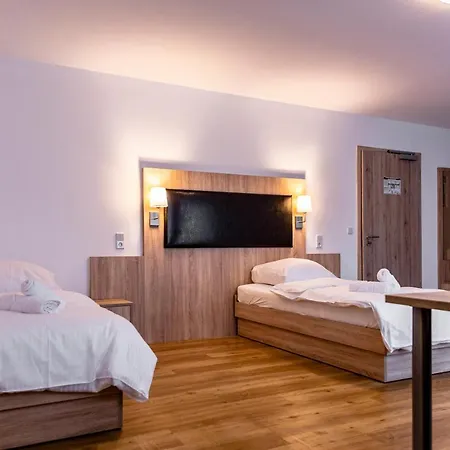 Zur Dachsbaude Motel Wandlitz