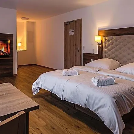 Zur Dachsbaude 3*