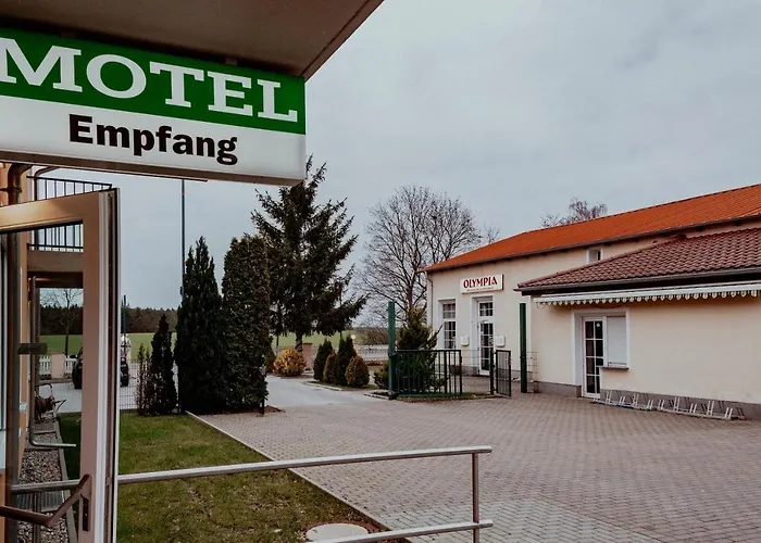 Zur Dachsbaude モーテル